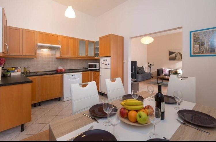 Apartment Štěpánská Praha Exteriér fotografie